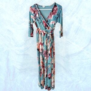 Pink Blush Boutique Women's Teal Blue & Pink Floral Maxi Dress-Size Small